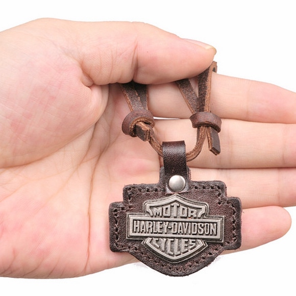 COPY - Harley Davidson Motor Leather Logo Necklace - Picture 4 of 4